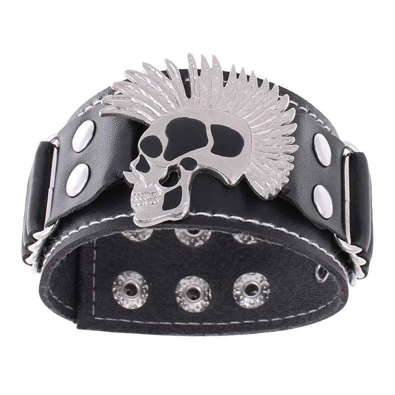 Kožený vybíjaný náramok Lebka Punk