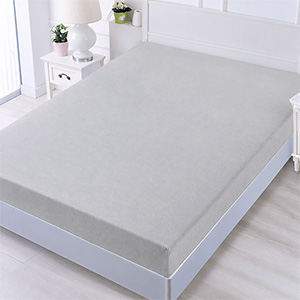 Bavlnené prestieradlo na postel 180x200+25 cm bledošedé